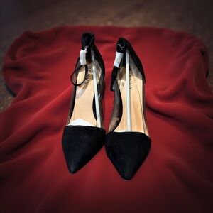 Renvy Black Suede Women's Heels